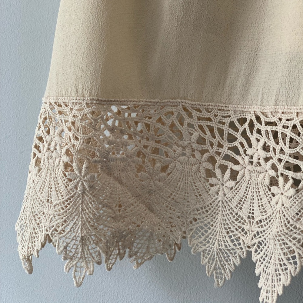 ASTR Lace Hem Dress - Picture 4 of 5